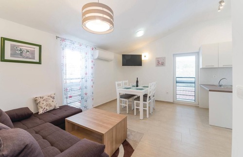Verunic Apartment | 2 bedroom lovely apartment in Veli Rat