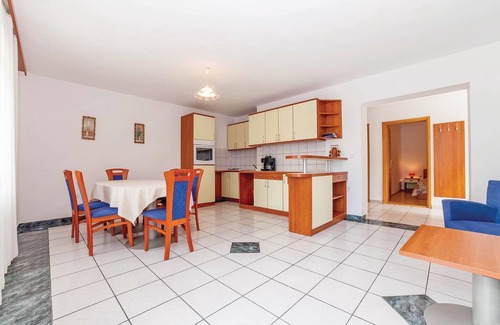Grizane Apartment | 2 bedroom lovely apartment in Grizane