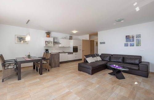 Municipality of Omisalj Apartment | 2 bedroom lovely apartment in Omisalj