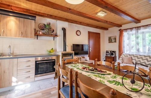 Benkovac Fuzinski House | 2 bedroom nice home in Fuzine