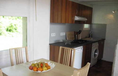 Peux-et-Couffouleux House | 2 Bedroom Private vacation home in Peux et Couffouleux