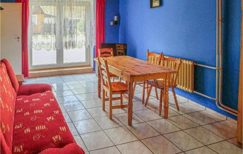 Tuchola House | 2 Bedroom Pet Friendly Home In Legbad