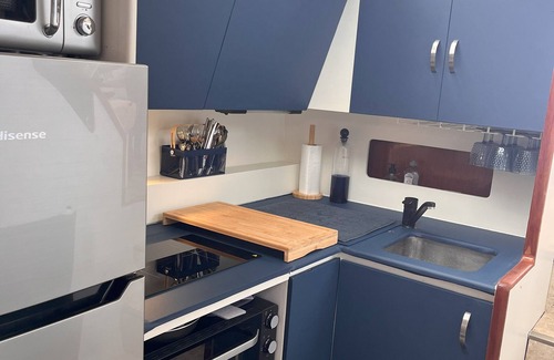 Sete Boat Rental | 2 bedroom private vacation home in sã¨te