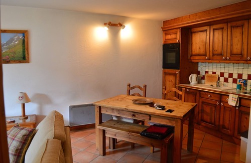 Les Houches Apartment | 2 bedroom Ski and Summer apartment in Les houches.