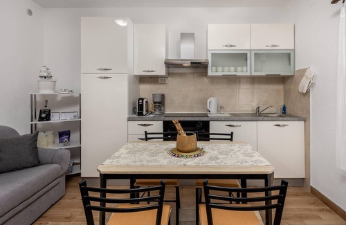 Drivenik House | 2 bedroom stunning home in Drivenik