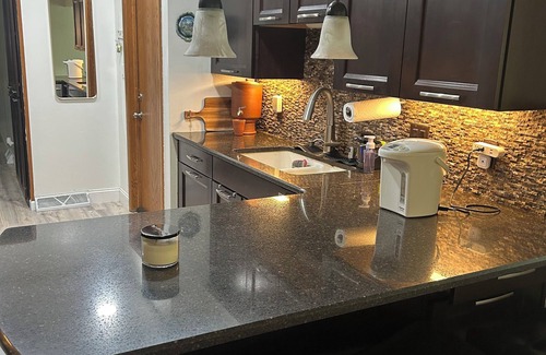 South Milwaukee House | 2-bedroom townhome in charming South Milwaukee with AC