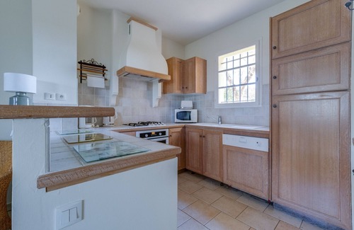 La Motte House | 2 BEDROOM TOWNHOUSE WITH GARDEN (N°502)