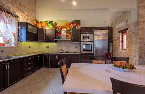 Skinaria Villa | 2 Bedroom Villa, Agios Nikolaos, Zakynthos