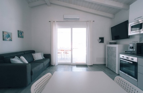 Tanaunella Villa | 2 Bedroom Villa in Tanaunella