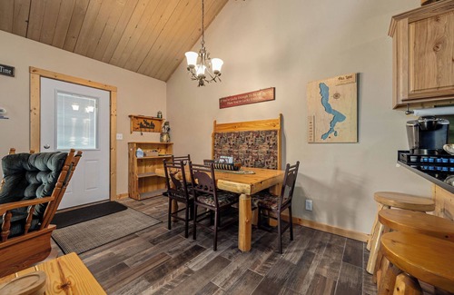 Hill City House | 2 Bedroom with Loft - 1 Bathroom Townhome with easy access to Activities