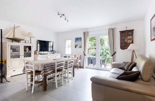 Saint-Martin-de-Re Apartment | 2 Bedrooms Apartment In Saint-Martin-De-Ré