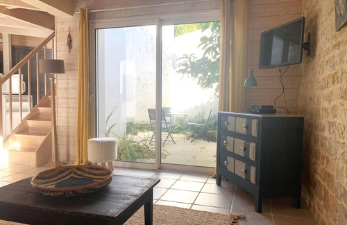 Sainte-Marie-de-Re Apartment | 2 Bedrooms Apartment In Sainte-Marie-De-Ré