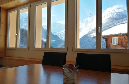 Wiler Apartment | 2 Bedrooms Apartment “Alleschwendi”