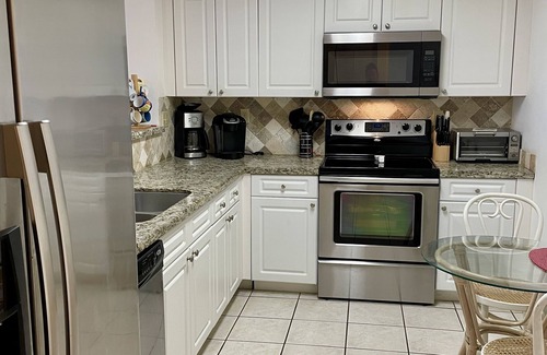 Rock Harbor House | 2 BR-2bath Waterfront townhome. Amazing sunsets, Marina & ramp on premises.