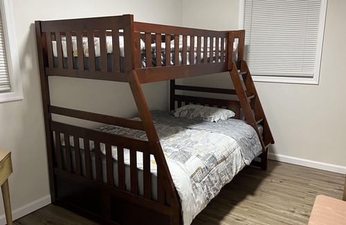 Northeast Philadelphia Apartment | 2 br apartment at the heart of Northeast Phila