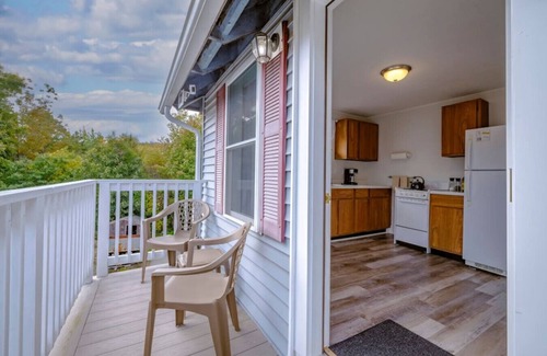 Seal Harbor Apartment | 2 BR Apt Walkable to inside Park! [Acadia Outpost]