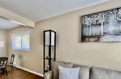 Beverly Hills House | 2 BR Birmingham beauty