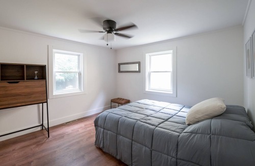 Reynoldstown House | 2 BR duplex - Walk to BeltLine, restaurants & bars
