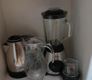 Itaugua Other | 2 Cabañas Para Parejas Con Baño Privado y 3 Cabañas en Bungalow Para 4 Personas Cada Una Con Baño Compartido