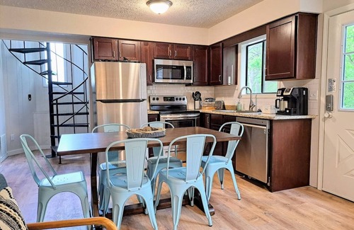 Indian Point Cabin | 2 Cabins in One! Sleeps 22, Cabins on Indian Point
