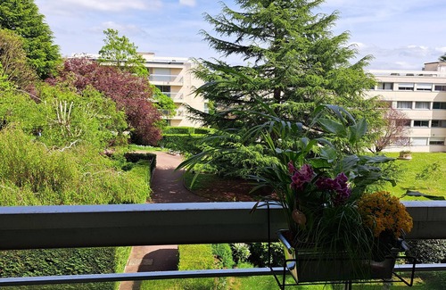 Bailly Apartment | 2 Chambres er Salle de Bains Dans Appartement de Standing Proche JO Équitation