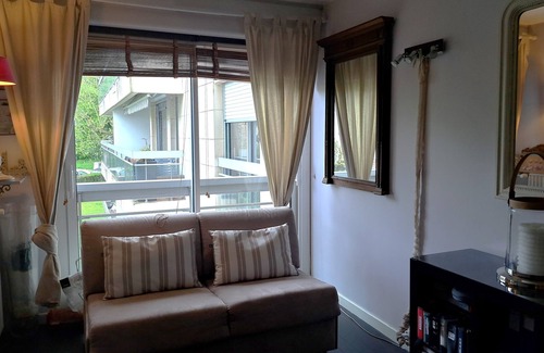 Bailly Apartment | 2 Chambres er Salle de Bains Dans Appartement de Standing Proche JO Équitation