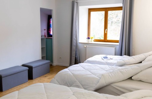 Baignes Bed & Breakfast | 2 Chambres table d'hôtes in the countryside le nid qui danse near Vesoul 6 to 8 pers.