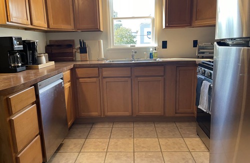 West End Apartment | #2 Chestnut new lovely 2BR Apt 0.5 mile to Cooperstown All Star Village