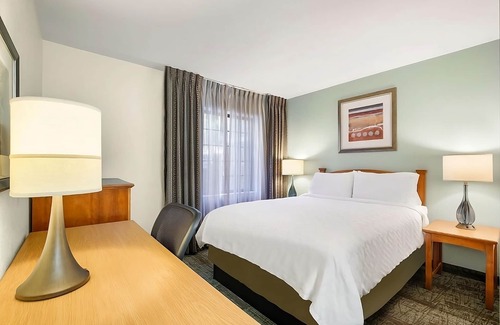 Carmel Mountain Ranch Hotel | 2 Comfortable Units w/Complimentary Breakfast, Near San Diego Attractions