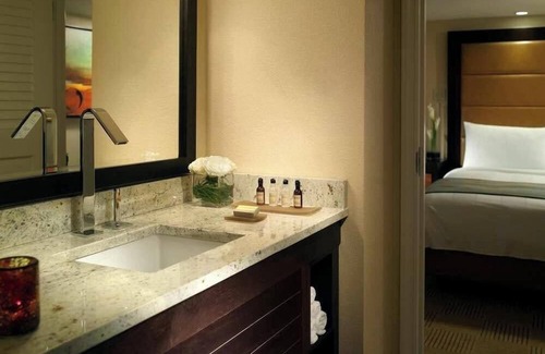 Florida Central Atlantic Coast Hotel | 2 Connecting Suites at a 4⭐️ Hotel