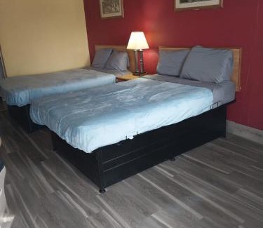 Jackson Apartment | 2 Double Beds Hotel Room 109
