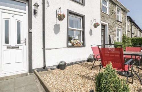 Tanygrisiau House | 2 Holland Terrace