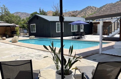 Springville House | 2 Homes 1 Property. 5 BR 3 BA POOL! Plenty of parking.