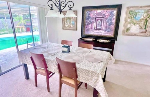 Tarpon Springs House | 2 King bed house with private POOL