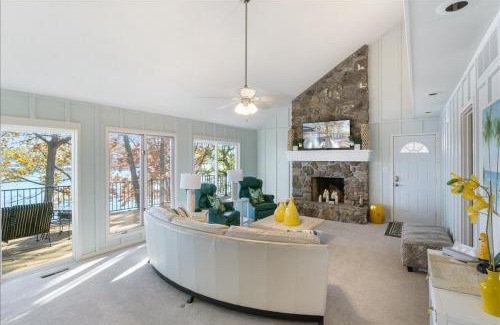 Gravois Mills House | 2 Lakefront Homes: Wide Decks, Great View, Kayaks