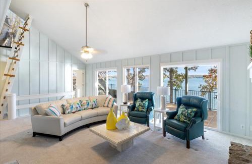 Gravois Mills House | 2 Lakefront Homes: Wide Decks, Great View, Kayaks