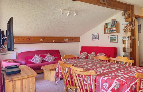 Praz-sur-Arly Apartment | 2 MEURETCM - Charmant 2 pièces cabine à 50 mètres du ski bus