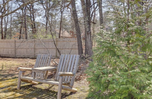 Wellfleet Cottage | 2 Mi to Coastline: Wellfleet Gem w/Deck & Grill
