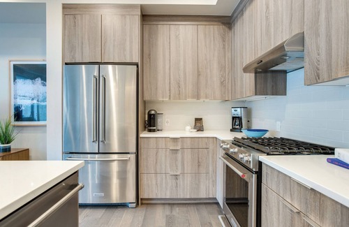 Highland Condo | 2 Mi to Downtown Denver: Modern Condo w/Balcony!