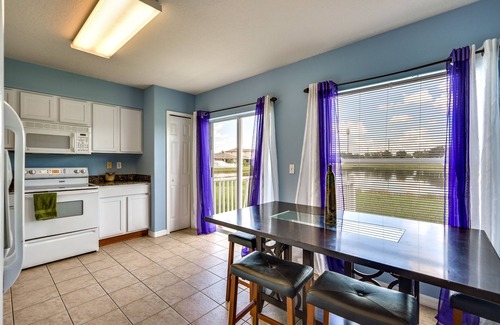 Wesley Chapel South House | 2 Mi to Epperson Lagoon: Home w/Private Yard