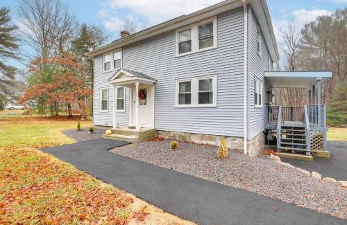 Foxboro House | 2 Mi to Gillette Stadium Foxborough Retreat!