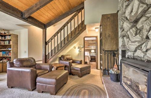 Grand Lake House | 2 Mi to Grand Lake Cabin with Fireplace and Library!