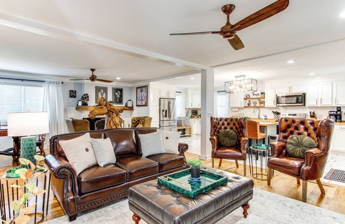 Aiken House | 2 Mi to Historic Horse District: Dog-Friendly Home