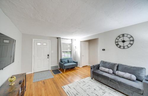 Euclid House | 2 Mi to Lake Erie Home with Yard in Euclid!