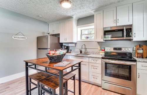 Monterey House | 2 Mi to Main Street Cozy Cabin in Monterey!