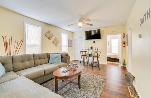 Westside Apartment | 2 Mi to Syracuse University Apt with Fire Pit