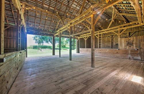 Stewartstown House | 2 Mi to Wineries Calm Cottage on 90 Acres with Barn