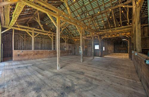 Stewartstown House | 2 Mi to Wineries Calm Cottage on 90 Acres with Barn