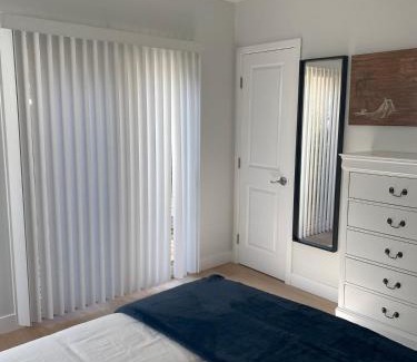 Palo Alto Apartment | 2 Palo Alto - Fully Furnished, AC, Private, Parking & Laundry