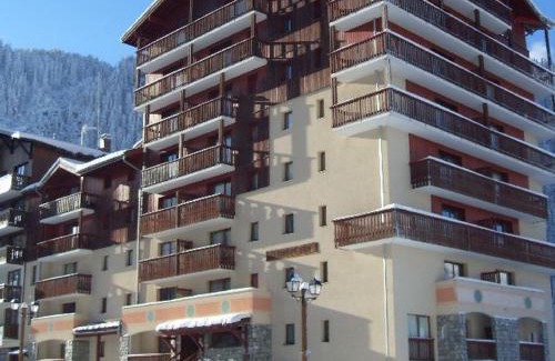 Valfrejus Apartment | 2 Pièces+Cabine, 6-8 Pers, 42m², Coeur Station, Près Pistes, TV, DVD - FR-1-265-220